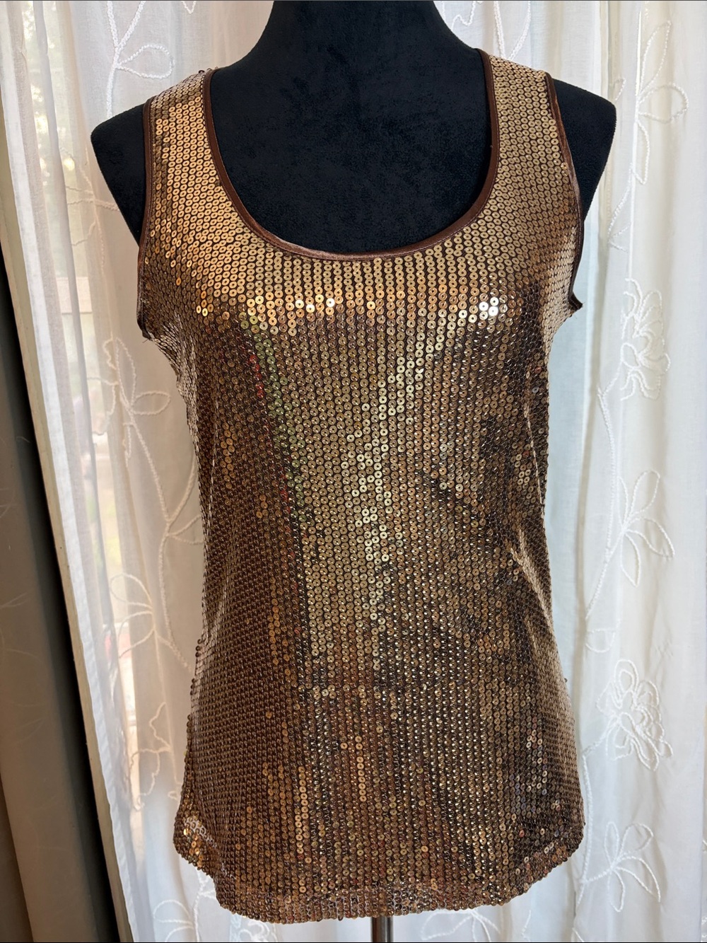 DStudio Metallic Gold Sequin Tank Top M